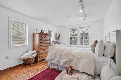 493-495 E 7th St, Boston, MA 02127 - Photo 4