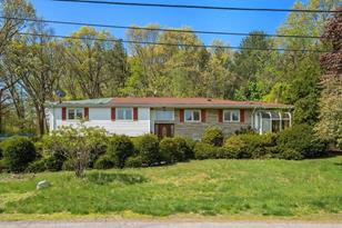 115 Hollingsworth Rd, Milton, MA 02186 - MLS 73111351 - Coldwell Banker
