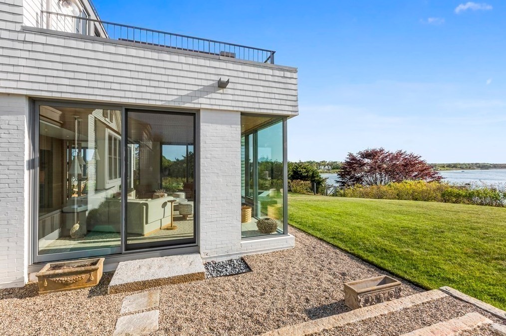 178 Queen Anne Rd, Chatham MA 02633-1841 exterior