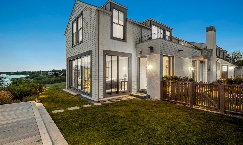 178 Queen Anne Rd, Chatham MA 02633-1841 exterior