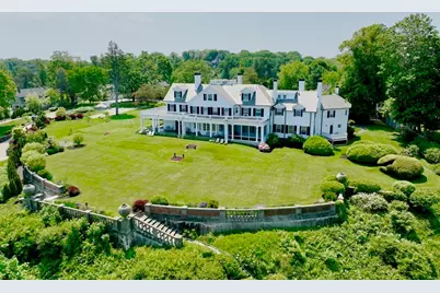 4 Broadmere Way, Marblehead, MA 01945 - Photo 1