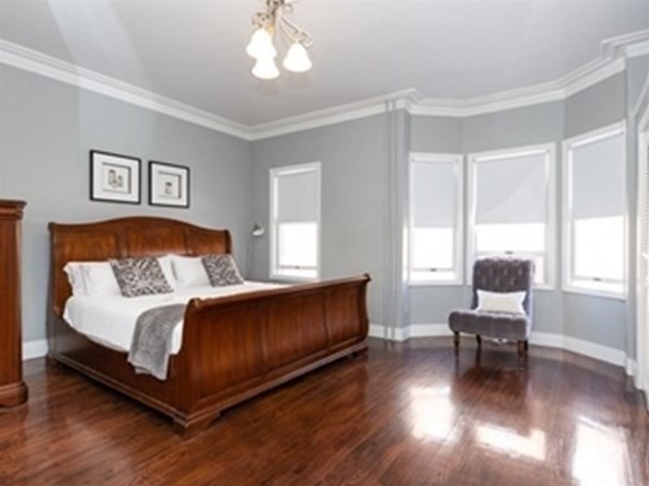 45 Old Harbor St, Roxbury-Xing, MA 02127 exterior