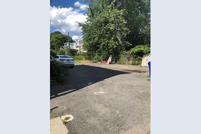 9 Harvard Ave #2, Boston, MA 02121 - Photo 16