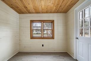 84 Western Ave - Photo 4