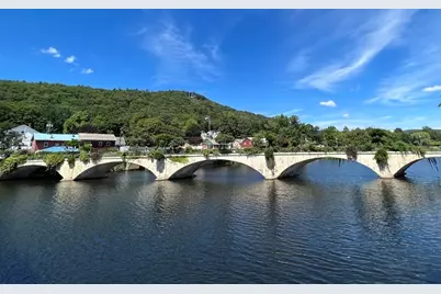 10 Deerfield Ave #2, Shelburne, MA 01370 - Photo 24