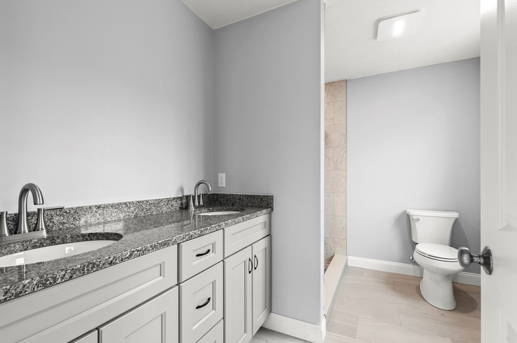 148 Oak Hl Ave, Seekonk MA 02771-2221 exterior