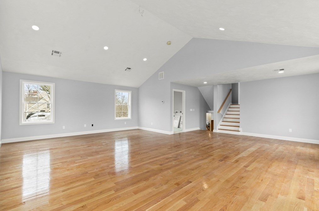 148 Oak Hl Ave, Seekonk MA 02771-2221 exterior