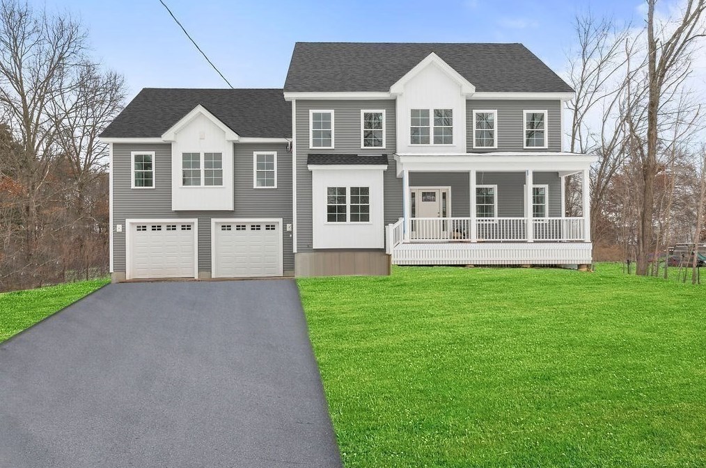 148 Oak Hl Ave, Seekonk MA 02771-2221 exterior