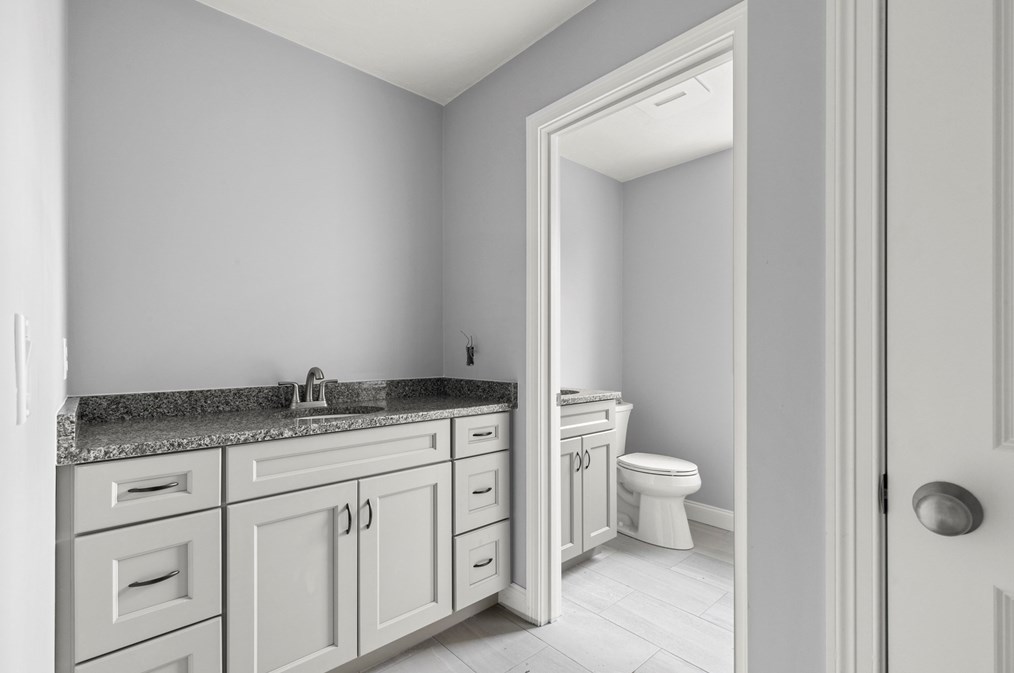 148 Oak Hl Ave, Seekonk MA 02771-2221 exterior