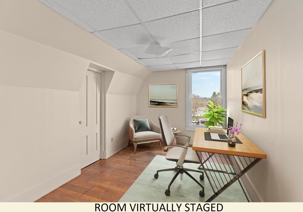 312 Main St, New Bedford MA 02743-1533 exterior