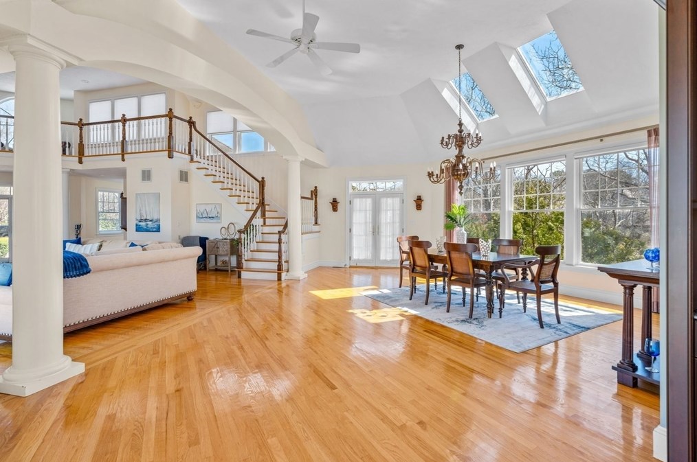 37 Keel Way, Mashpee MA 02649-4011 exterior