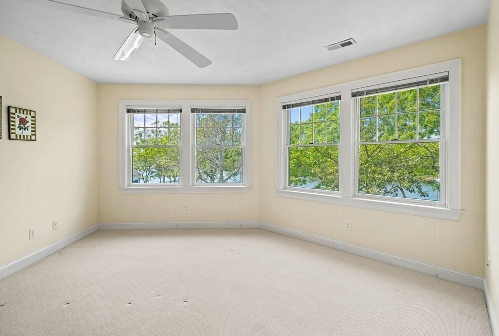 37 Keel Way, Mashpee MA 02649-4011 exterior