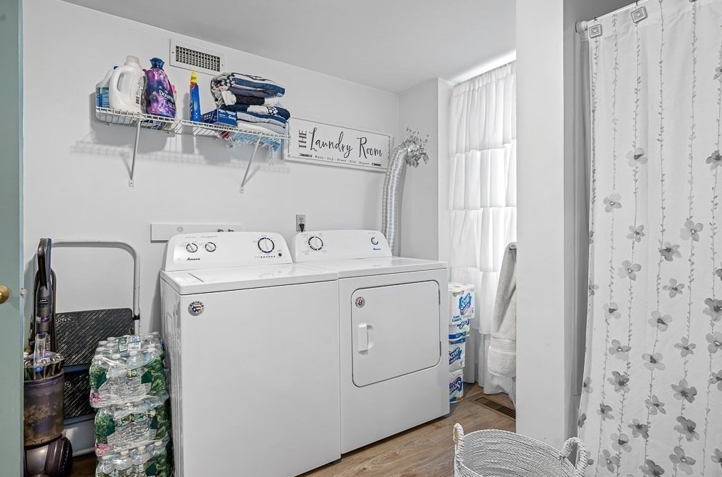 16 Boston Rd, Sutton MA 01590-2408 exterior