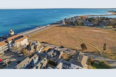 9 Tuckernuck Ave, Oak Bluffs, MA 02557 - Photo 8