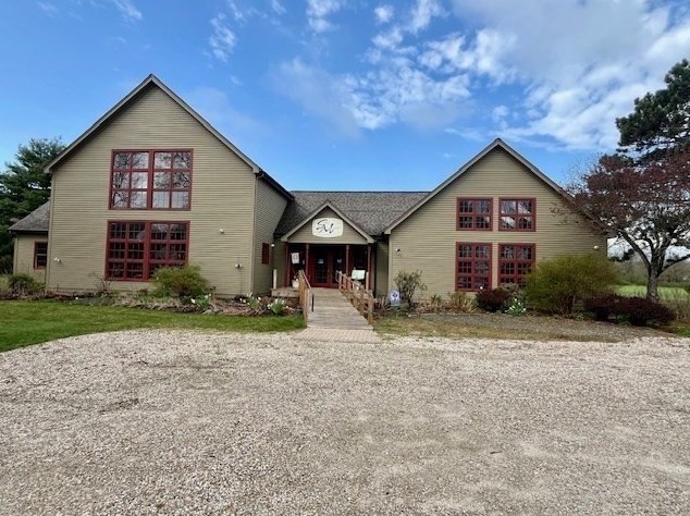 296 Main St, Sheffield MA 01257-9696 exterior