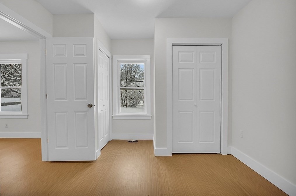 724 Silver Lk St, Royalston MA 01331-1617 exterior