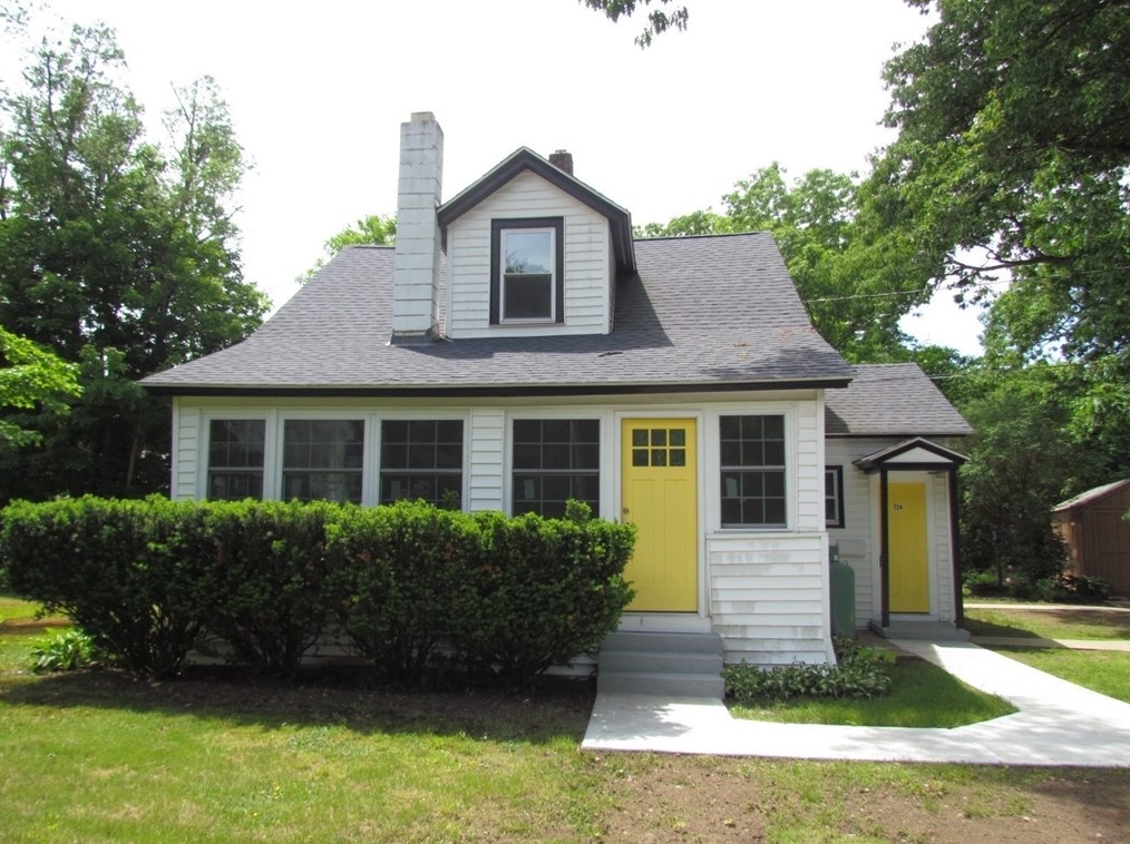 724 Silver Lk St, Royalston MA 01331-1617 exterior