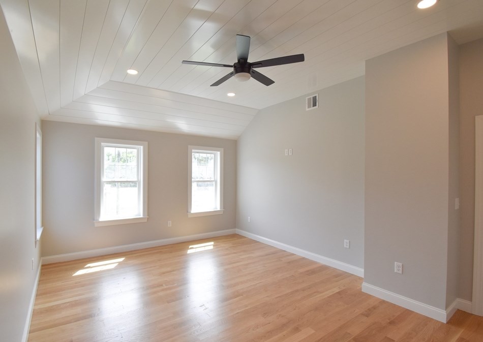 94 Herring Pond Rd, Plymouth MA 02360-1954 exterior