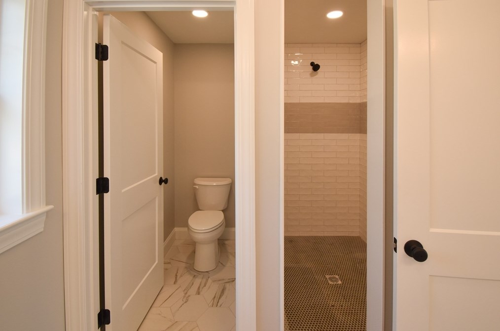 94 Herring Pond Rd, Plymouth MA 02360-1954 exterior