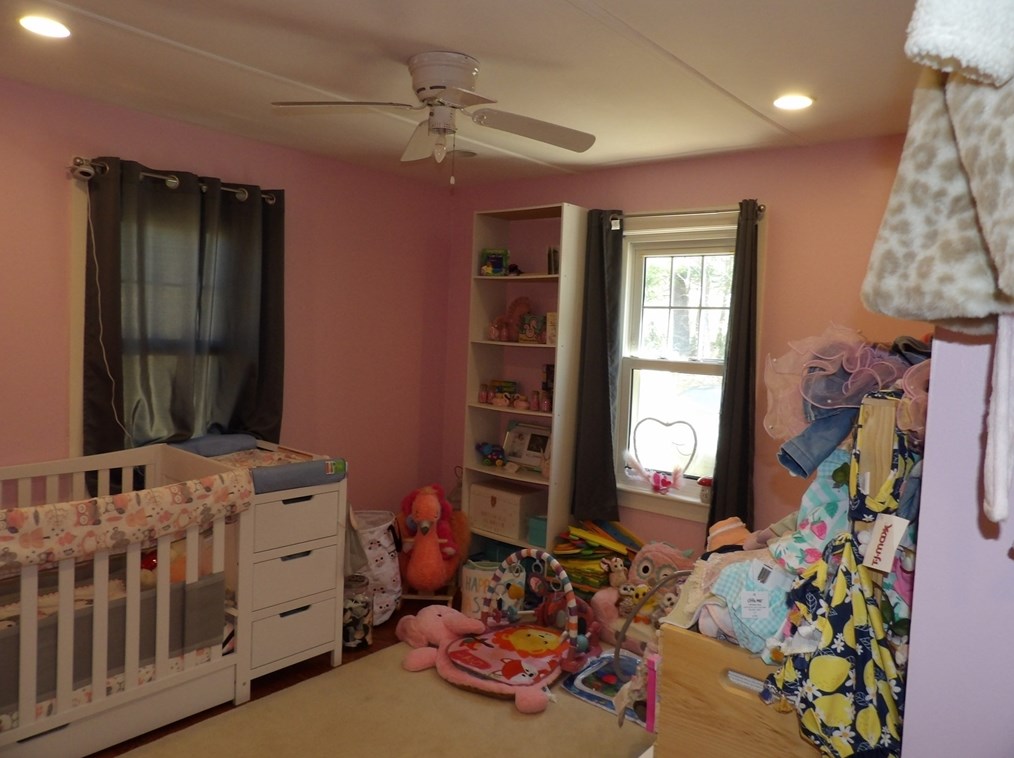 2620 Cranberry Hwy, Wareham MA 02571-1005 exterior