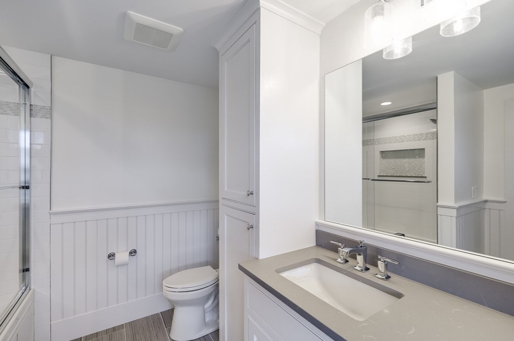 93 Rock Harbor Rd, Orleans MA  02653-2323 exterior