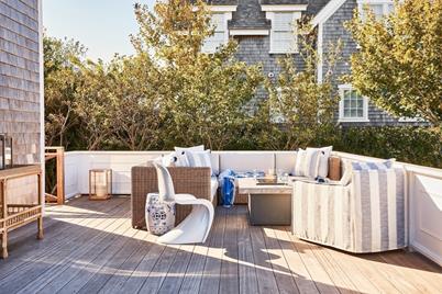 66 Hulbert Avenue North House, Nantucket, MA 02554 - Photo 16