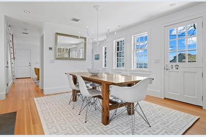 25 Washington Street, Nantucket, MA 02554 - Photo 4