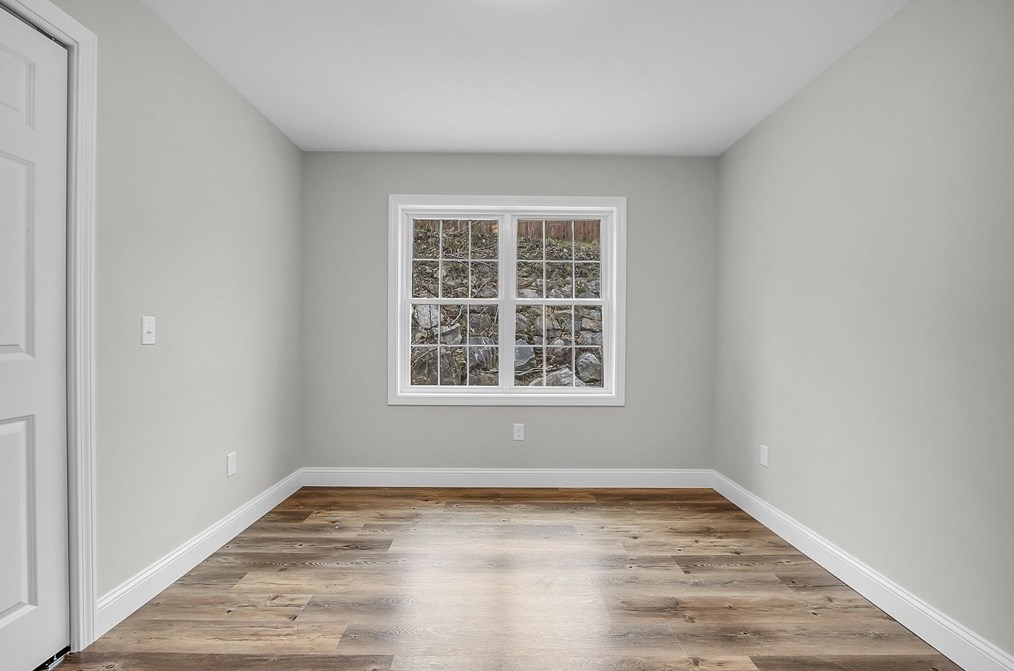 51 Hamilton Ave, Orange MA 01364 exterior