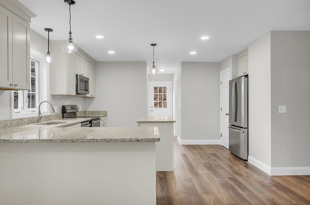 51 Hamilton Ave, Orange MA 01364 exterior