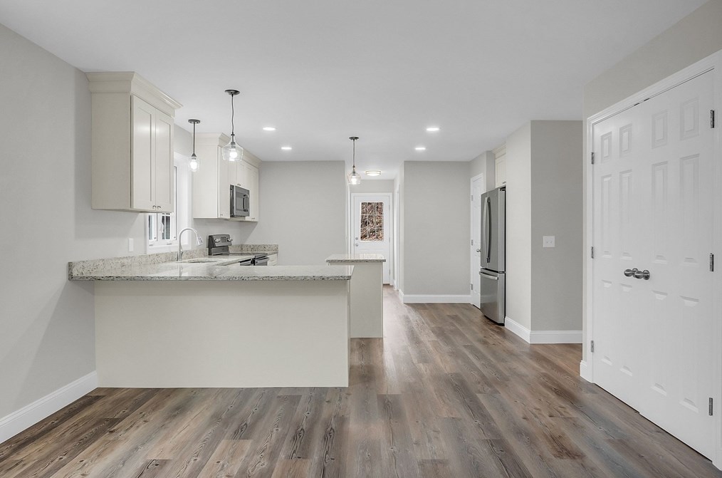 51 Hamilton Ave, Orange MA 01364 exterior