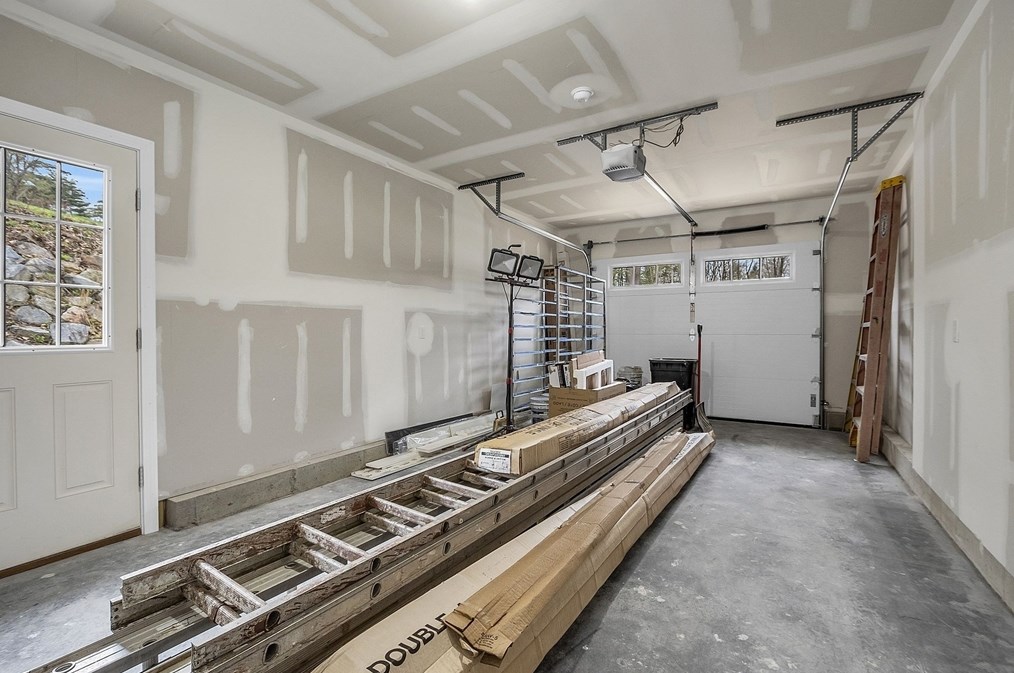 51 Hamilton Ave, Orange MA 01364 exterior