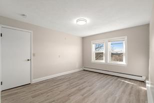 68 Charlesview St - Photo 32