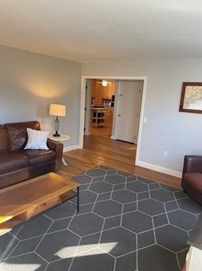 65 Brooks Pl, West Bridgewater MA  02379-1113 exterior