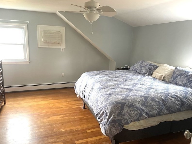 65 Brooks Pl, West Bridgewater MA  02379-1113 exterior