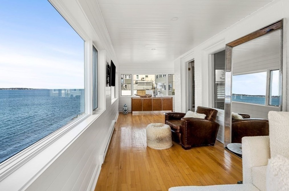 230 Wilson Rd, Nahant MA 01908-1058 exterior