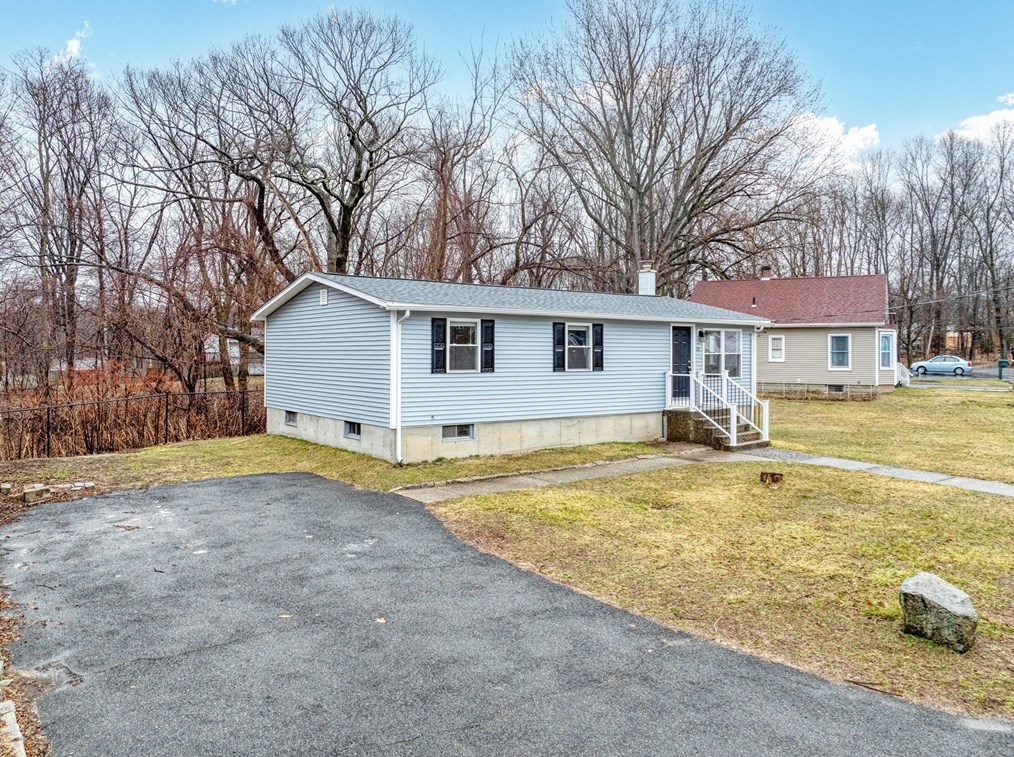 20 Newell St, Chicopee, MA 01013 exterior