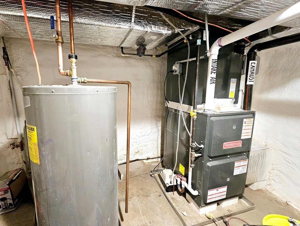 43 Duncan Dr, Hingham MA  02061-2043 exterior