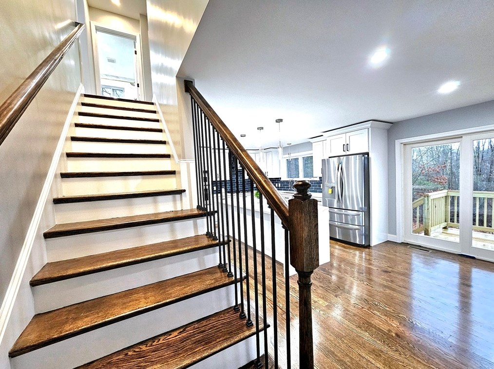 43 Duncan Dr, Hingham MA  02061-2043 exterior