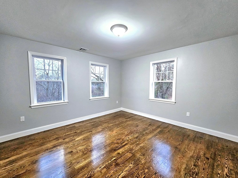 43 Duncan Dr, Hingham MA  02061-2043 exterior