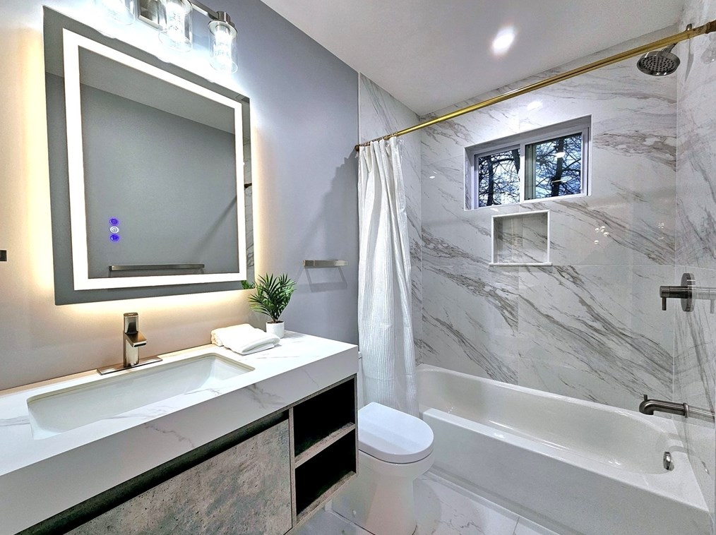 43 Duncan Dr, Hingham MA  02061-2043 exterior