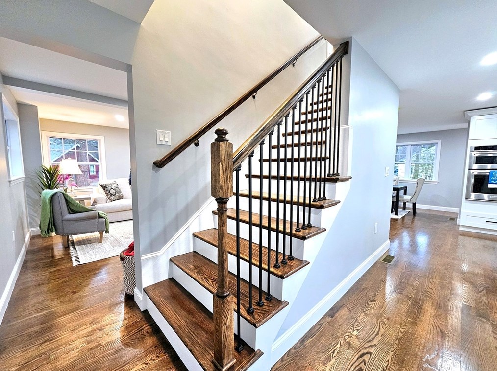 43 Duncan Dr, Hingham MA  02061-2043 exterior