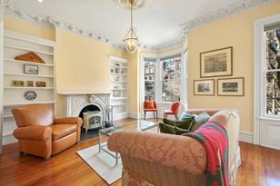 160 W Newton St - Photo 4