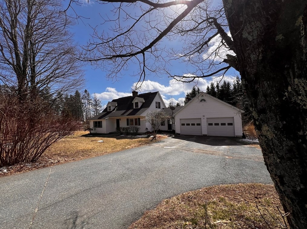 63 Old Post Rd, Worthington, MA 01098 exterior
