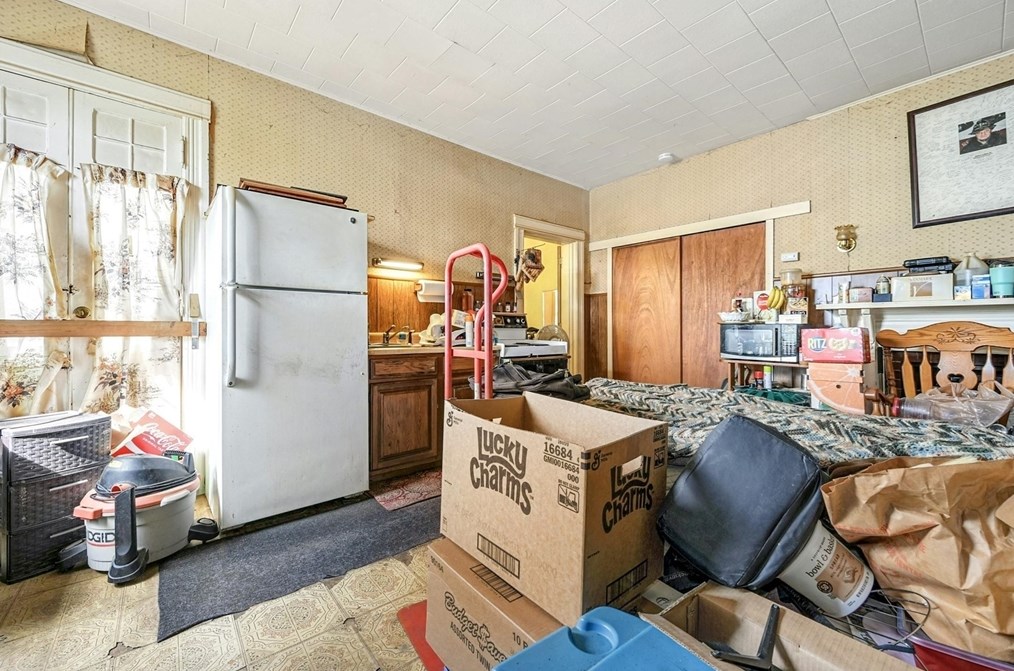 185 Vernon St, Worcester MA 01607-1190 exterior