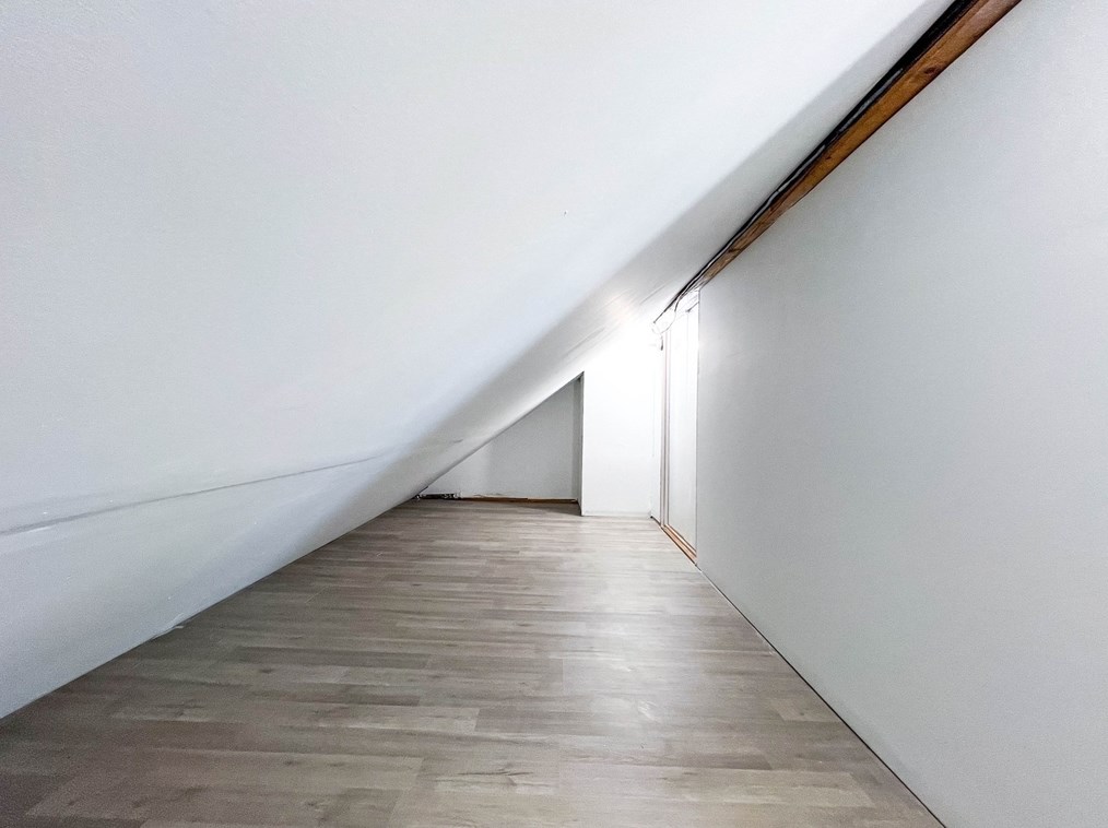 24 Norrback Ave, Worcester MA  01606-1086 exterior