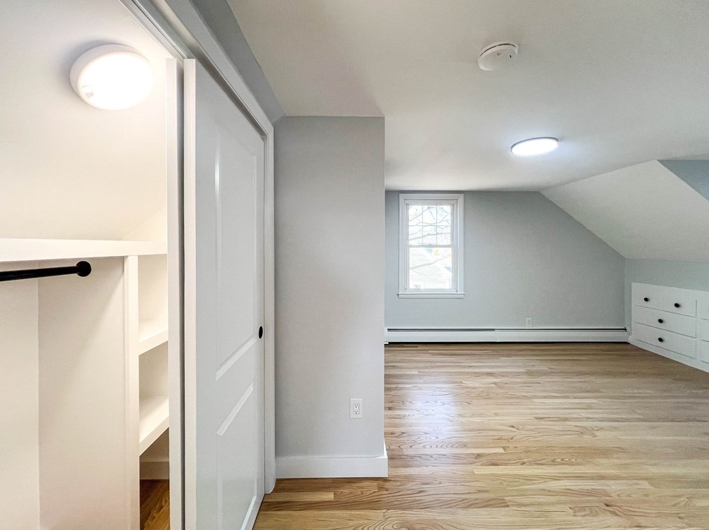 24 Norrback Ave, Worcester MA  01606-1086 exterior