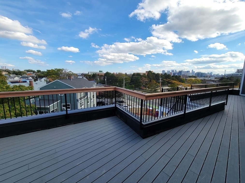 105 Washington St, Somerville MA  02143-4426 exterior