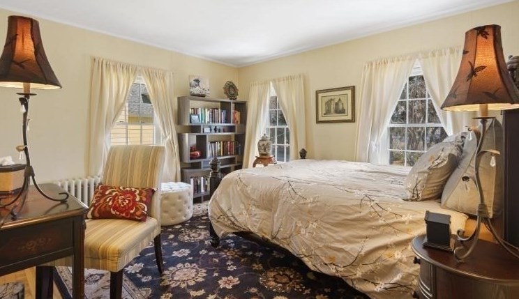 63 Highland St, Holden MA 01520-2526 exterior