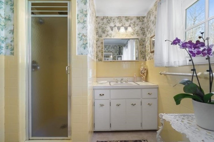 63 Highland St, Holden MA 01520-2526 exterior