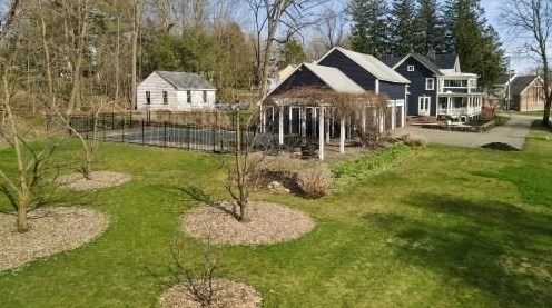 63 Highland St, Holden MA 01520-2526 exterior